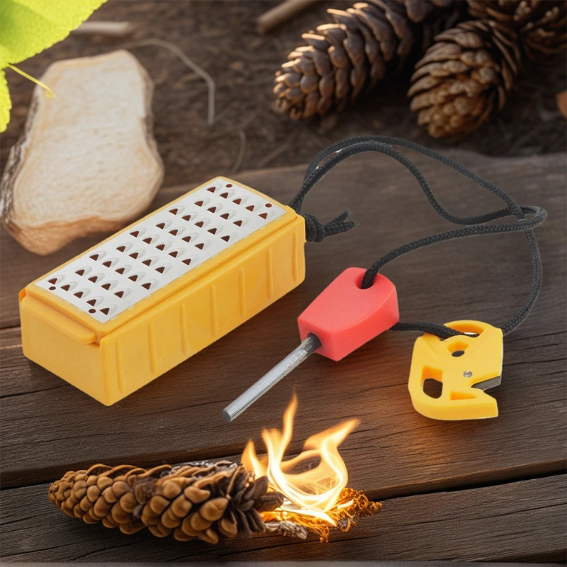 Lightweight Tinder Maker with  - Ferro Rod Striker recension och pris